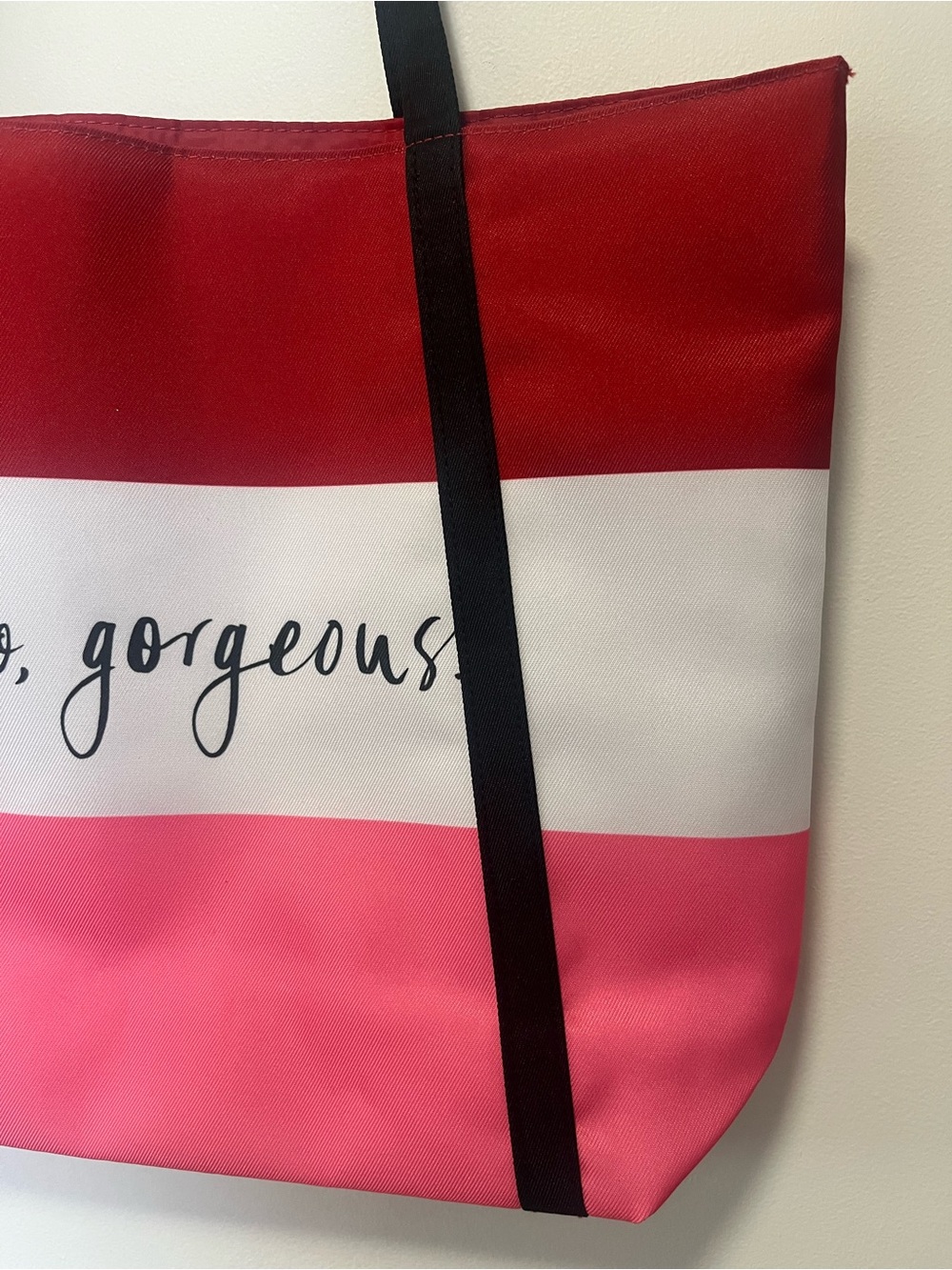 NWT Clinique x Kate Spade Hello Gorgeous Pink Red Tote Bag - Picture 5 of 7